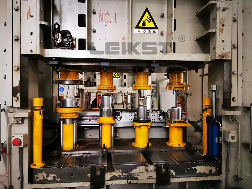 Auto Parts Oil Filter 1000424655/61000070005h/Lf3874 Power Fuel /Oil Filter for Construction Machines