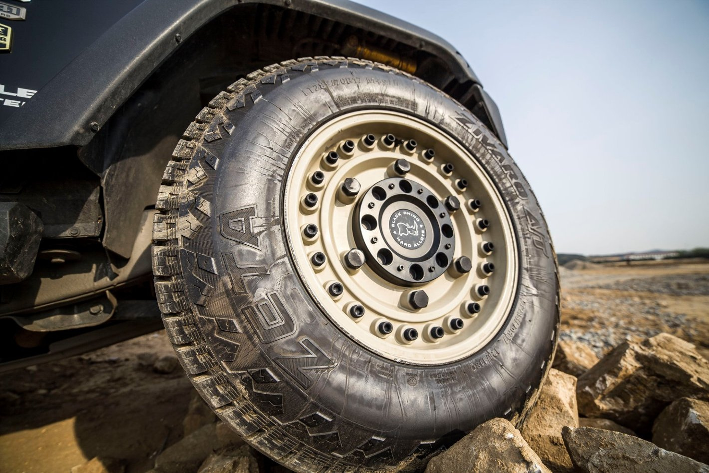 Cheap Car Tire Factory Best High Performance Passenger Car Tires for Sale 225 50 R17
