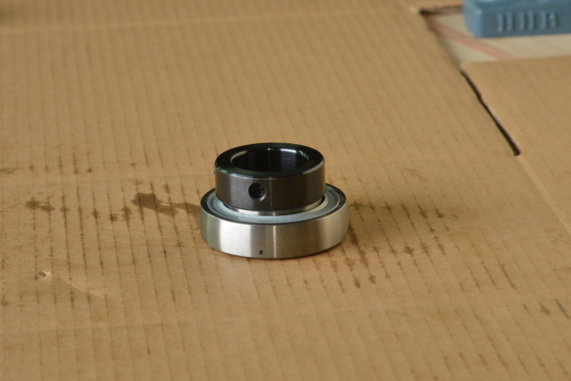 Pillow Block Bearing, Insert Bearing, Ball Bearing UC204 SA206 Sb207 UK209